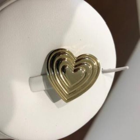 The Variety Club Vintage Gold Tone Rippled Heart Brooch Pin. - Picture 4 of 11